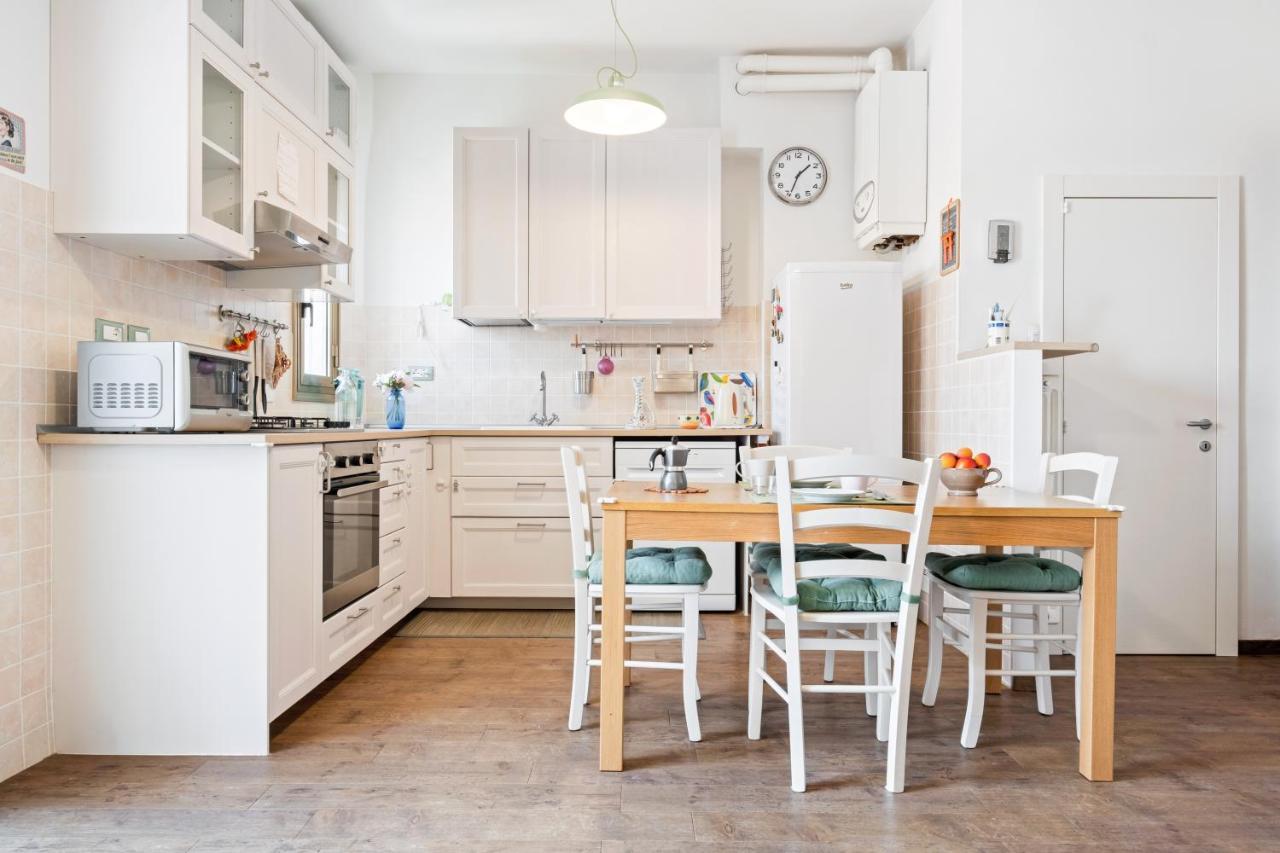 Bolognina Cozy Apartment ボローニャ エクステリア 写真