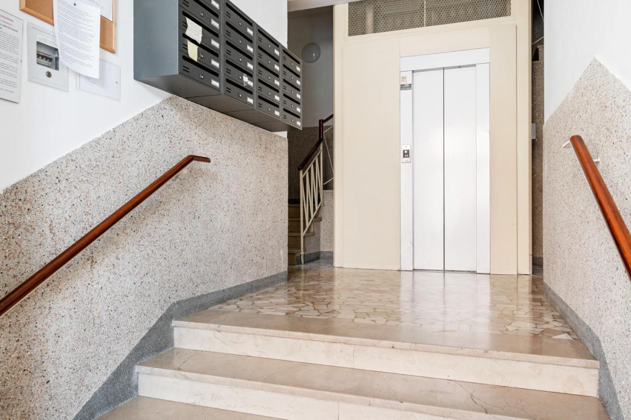 Bolognina Cozy Apartment ボローニャ エクステリア 写真